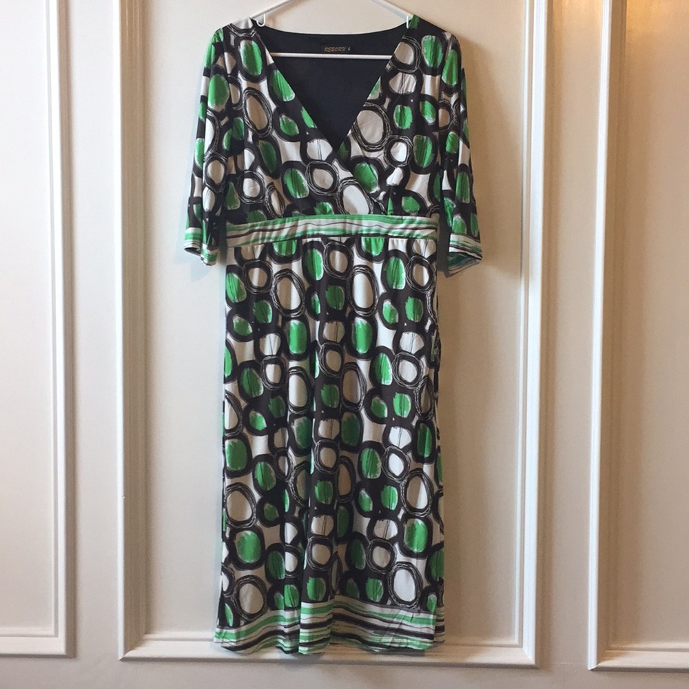 White/green/Grey dress